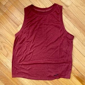 Brooks Distance Tank